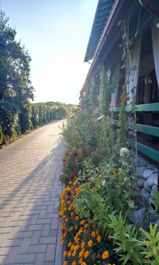 Hotel Muravskiy Trakt Zhdanov Exterior foto